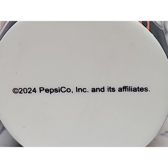 Cheetos Bold & Cheesy Mac 'N Cheese Decoupage Ornament 2024 - Picture 9 of 9